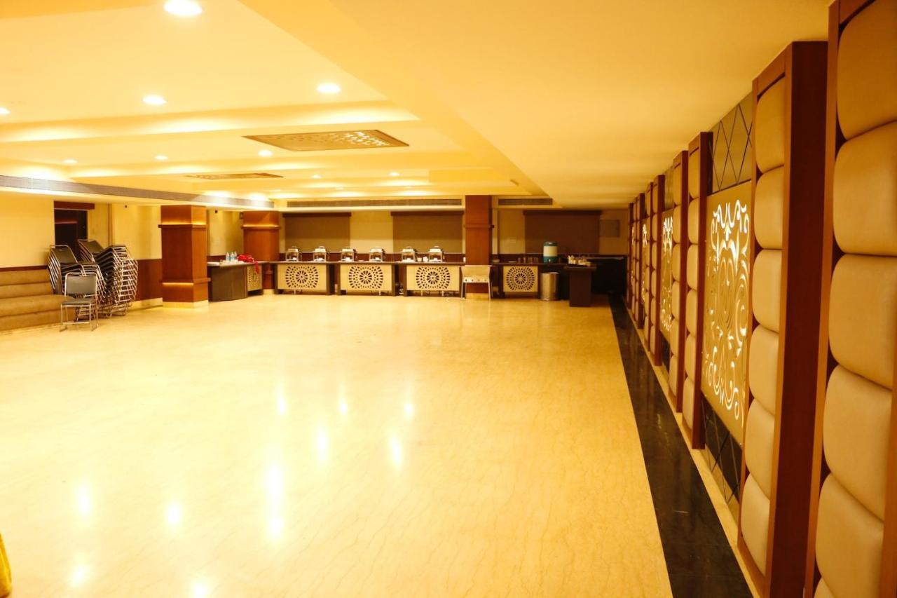 Hotel Shelter Гваліор Екстер'єр фото